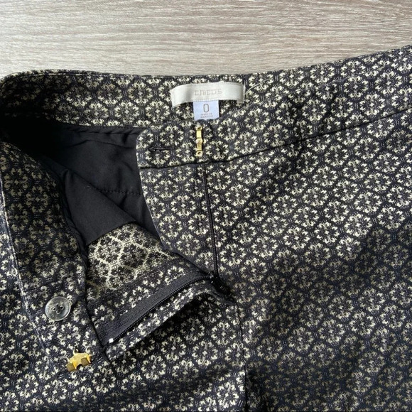 Chico’s Floral Print  Metallic Gold Skinny Pants - Picture 10 of 13